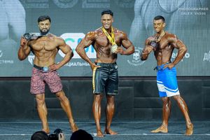 MEN'S PHYSIQUE +179